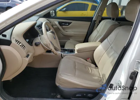 2015 Nissan Altima 2.5 z USA, uszkodzony, nr VIN 1N4AL3AP7FN393344